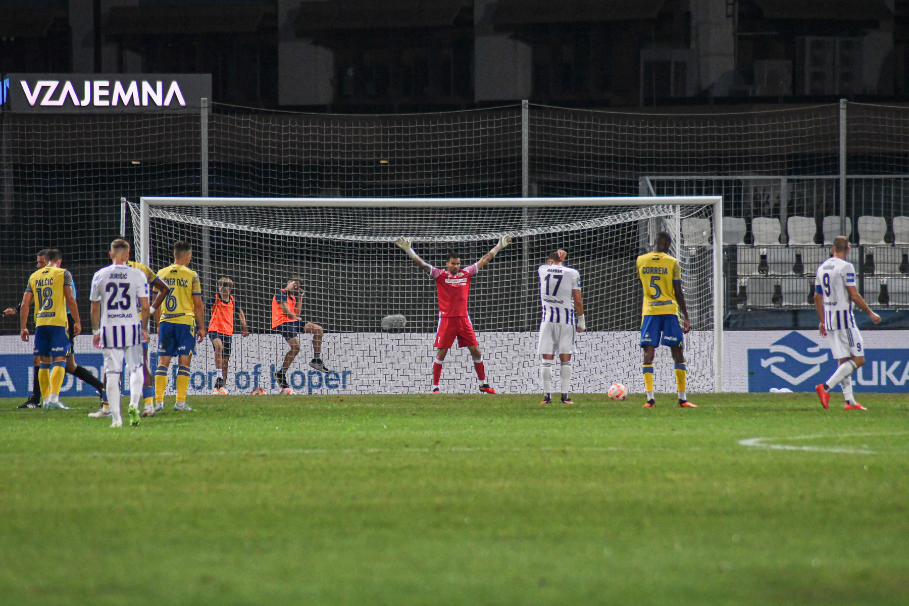 TRETJA TEKMA PRVI PORAZ FC Koper